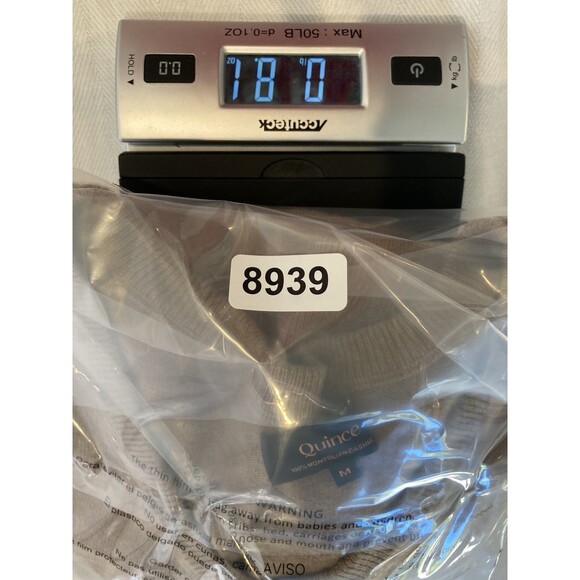 Quince 100% Cashmere Sweater Size Medium Carmel V-Neck Soft Pullover Career - Picture 12 of 12